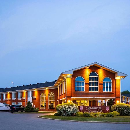 Les Suites De Laviolette Ascend Hotel Collection Труа-Ривьер Экстерьер фото