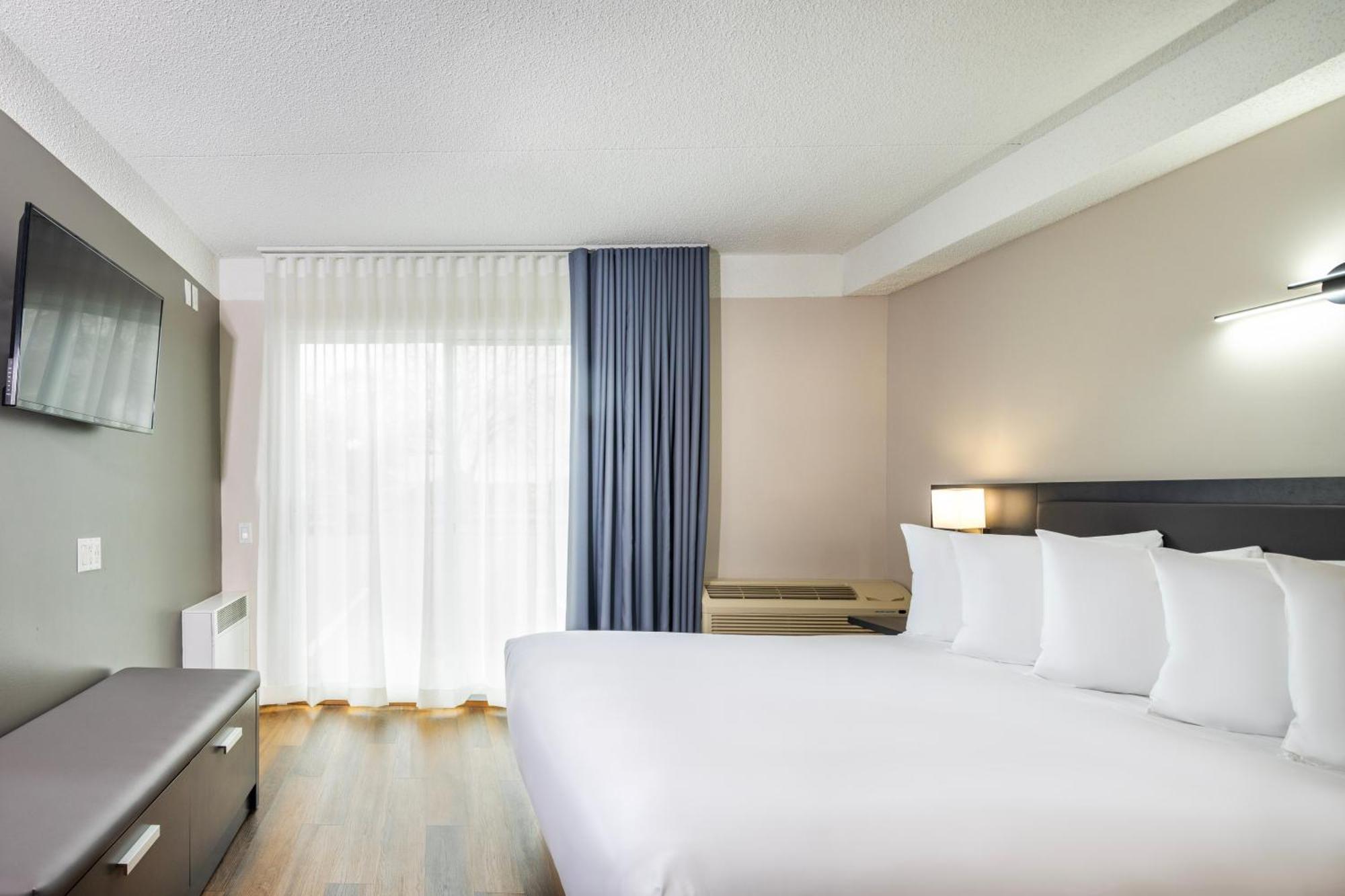Les Suites De Laviolette Ascend Hotel Collection Труа-Ривьер Экстерьер фото