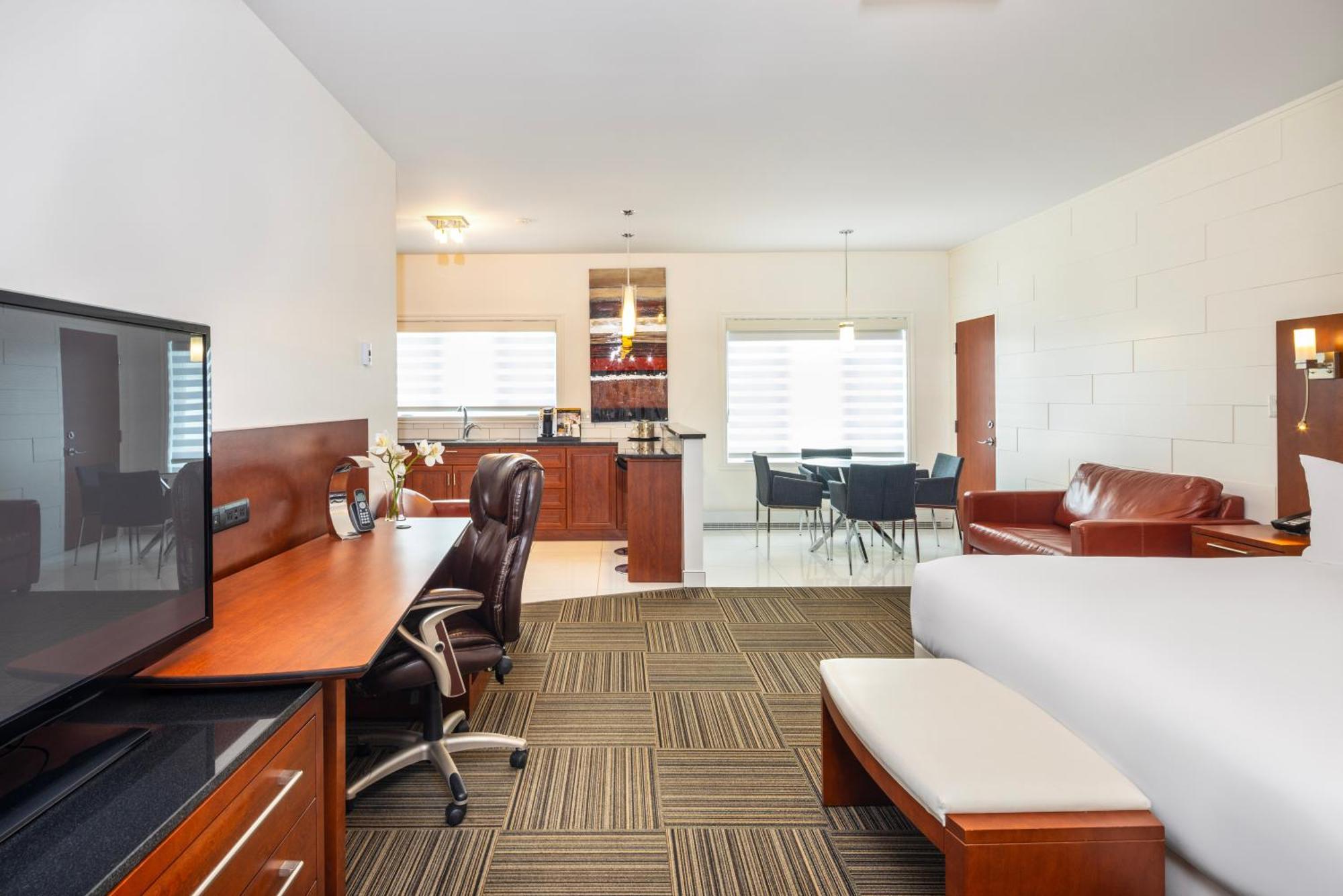 Les Suites De Laviolette Ascend Hotel Collection Труа-Ривьер Экстерьер фото
