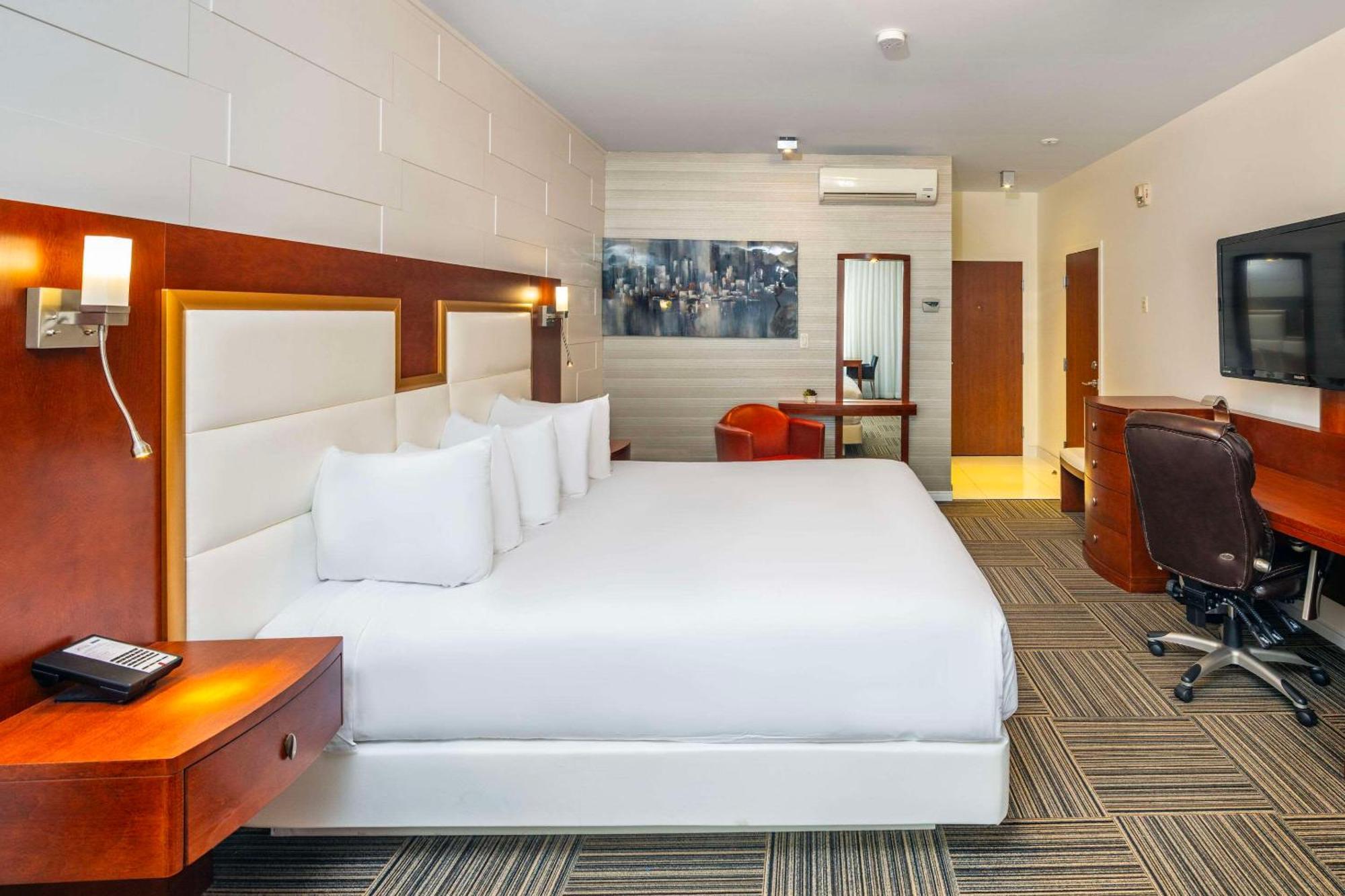 Les Suites De Laviolette Ascend Hotel Collection Труа-Ривьер Экстерьер фото